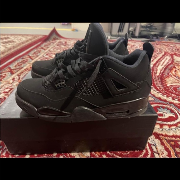 Jordan 4s - Picture 8 of 8